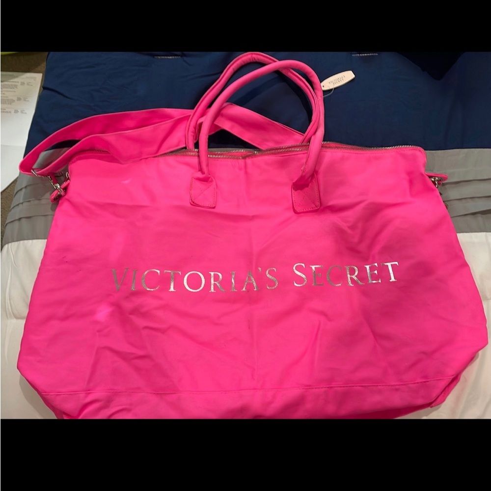 Victoria’s Secret hot pink weekender